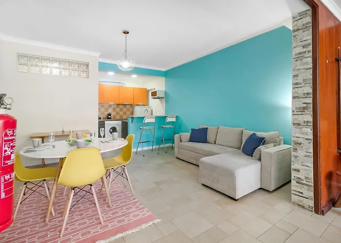 Διαμέρισμα Caparica Charming *